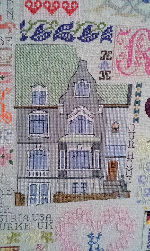 unser Haus als Cross Stitch Motiv / our house as cross stitch motif