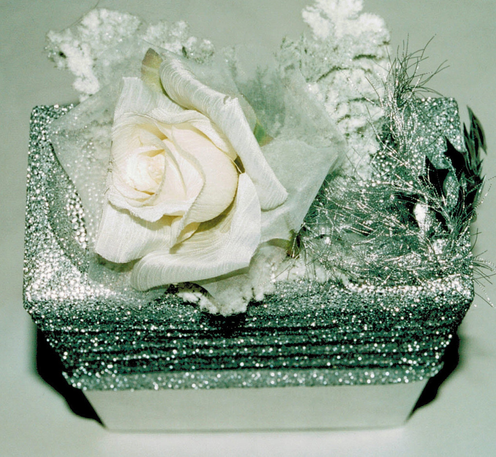 silver lurex ribbon, silk rose & diff.frosted leaves 2