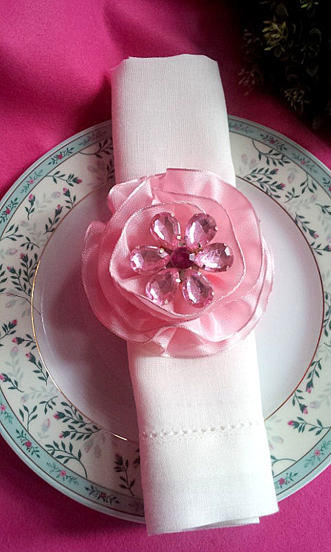 napkin decor rhinestone flowers 2