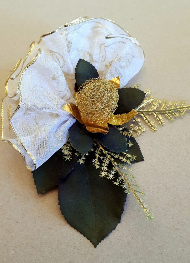 06.10.17 Jabot m.Grün 1 BLOG